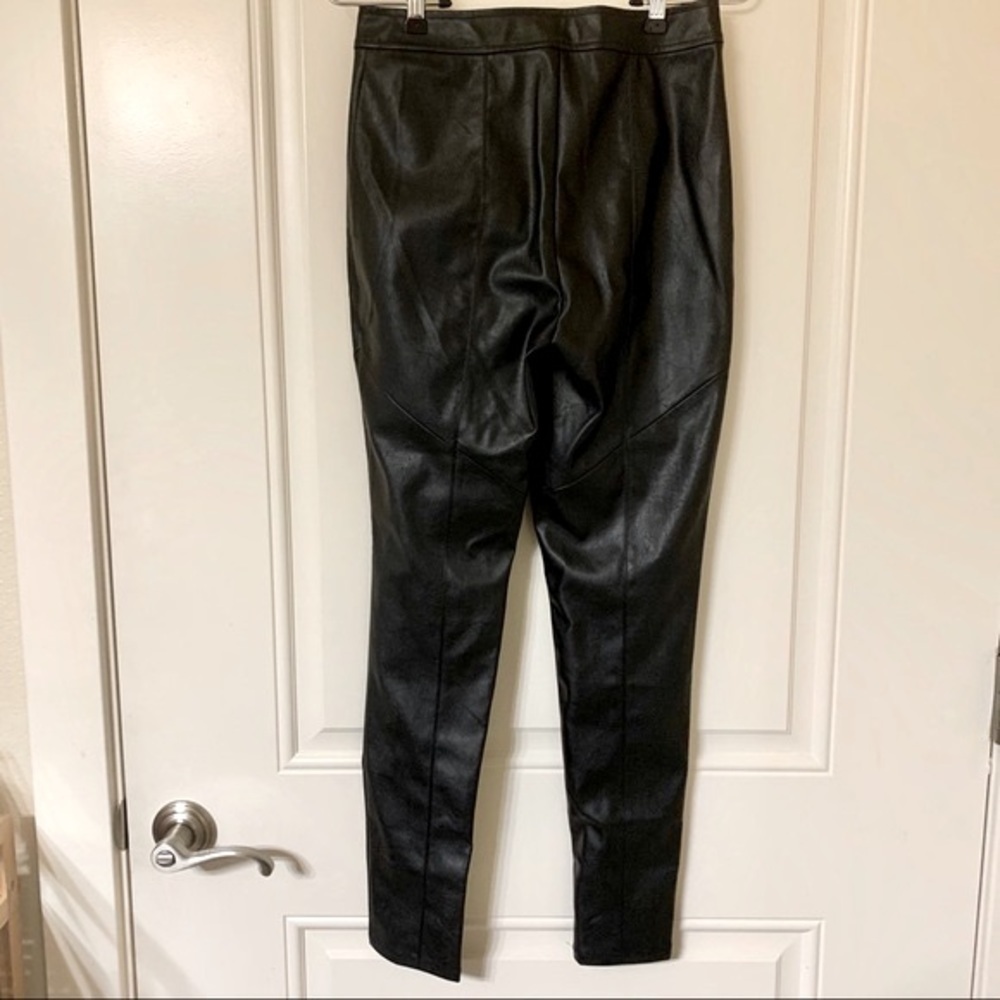 ๐ค Bebe Black Leather Button Front Seamed Leggings - Picture 4 of 15